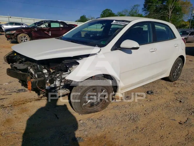 2020 KIA Rio photo