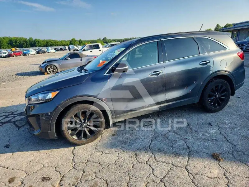 2020 KIA Sorento photo