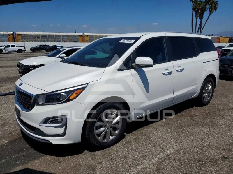 2020 KIA Sedona photo