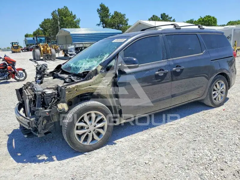 2020 KIA Sedona фото