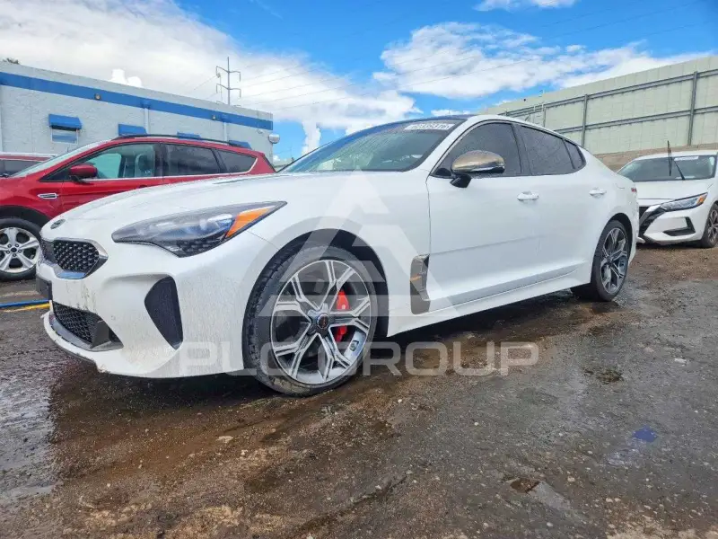 2020 KIA Stinger фото