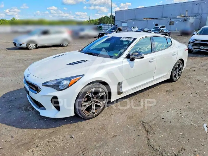 2020 KIA Stinger фото