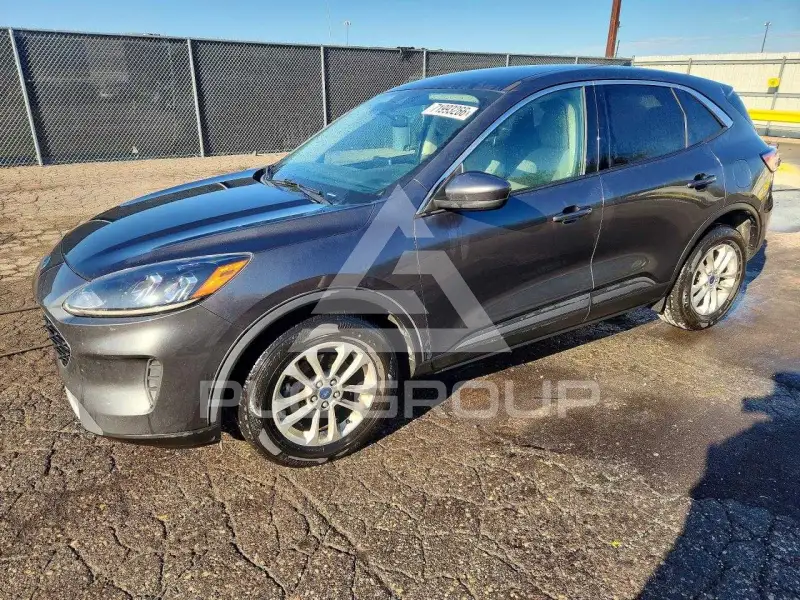 2020 Ford ESCAPE photo