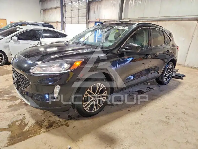 2020 Ford ESCAPE photo