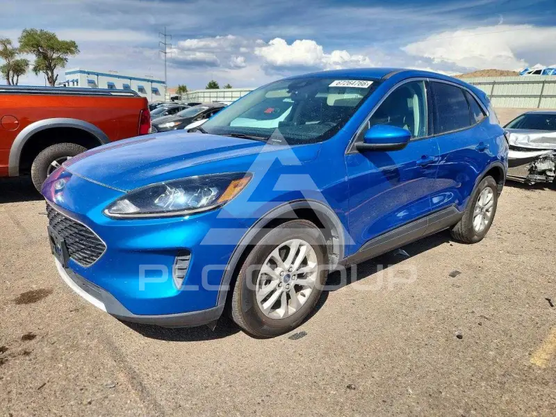 2020 Ford ESCAPE photo