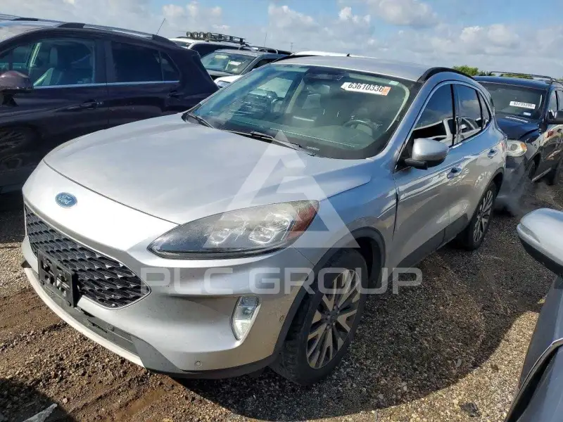 2020 Ford ESCAPE photo