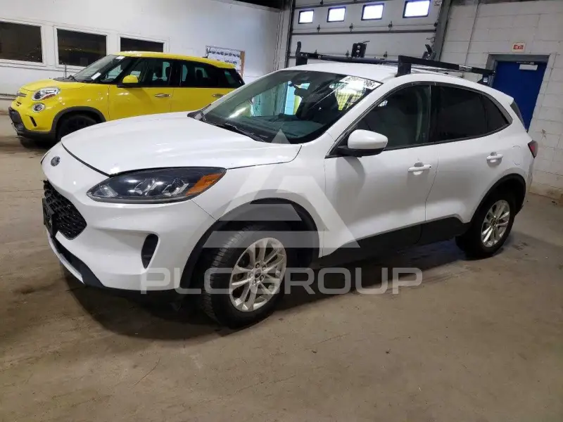 2020 Ford ESCAPE photo