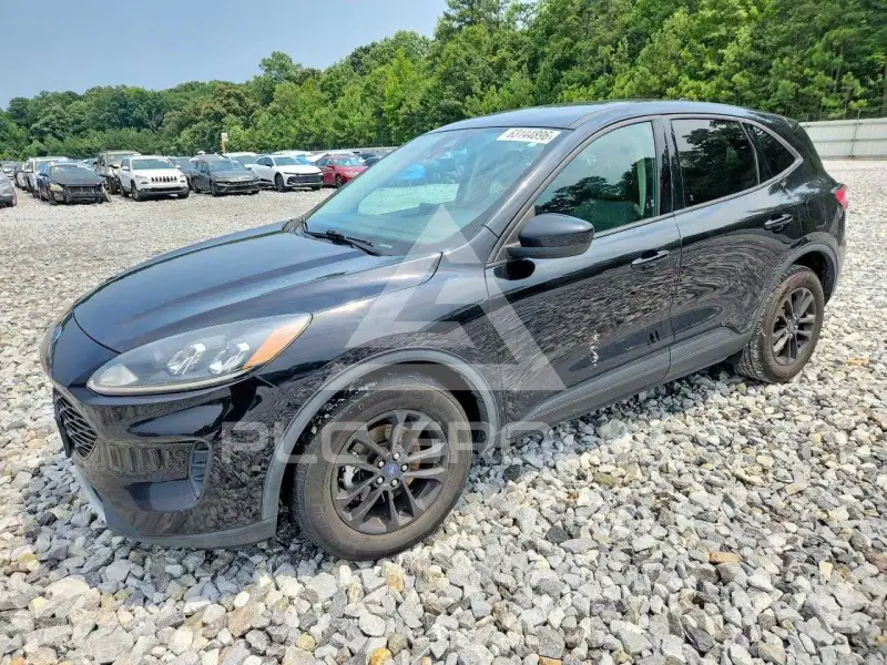 2020 Ford ESCAPE photo