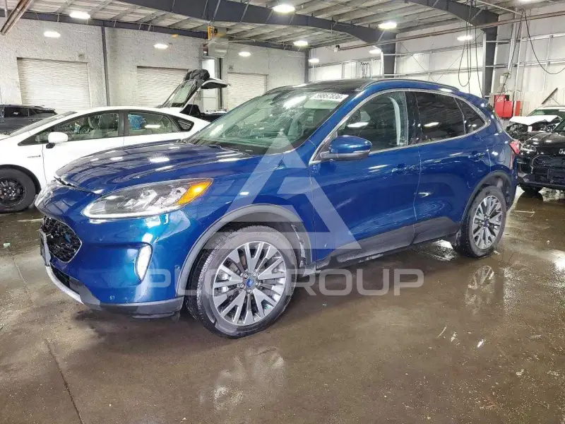 2020 Ford ESCAPE photo