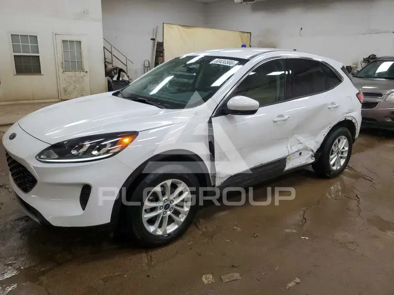 2020 Ford ESCAPE photo