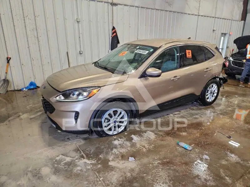 2020 Ford ESCAPE photo