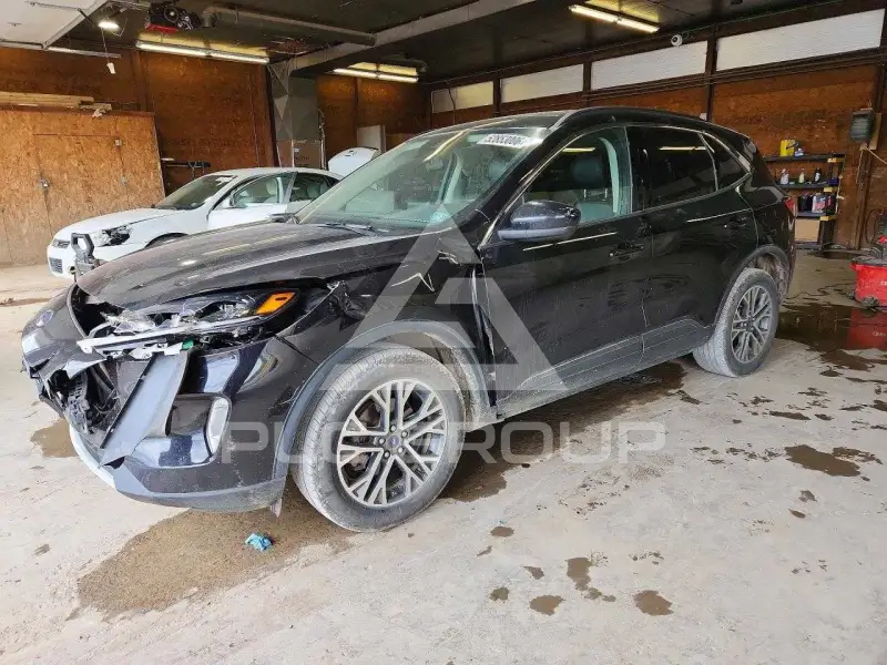 2020 Ford ESCAPE photo