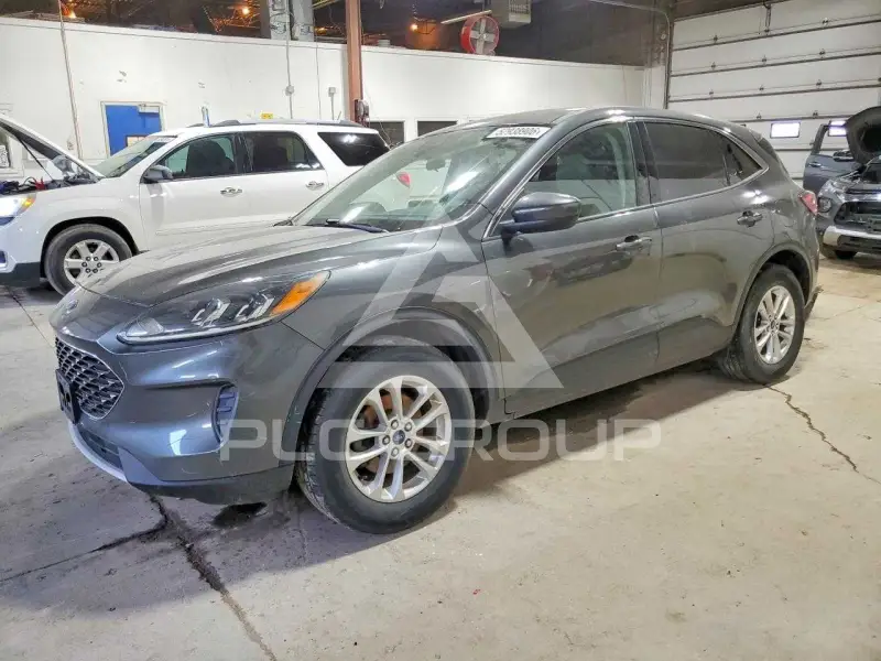 2020 Ford ESCAPE photo
