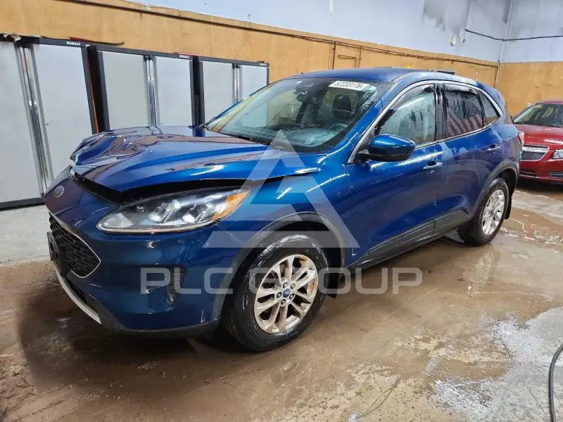 2020 Ford ESCAPE photo