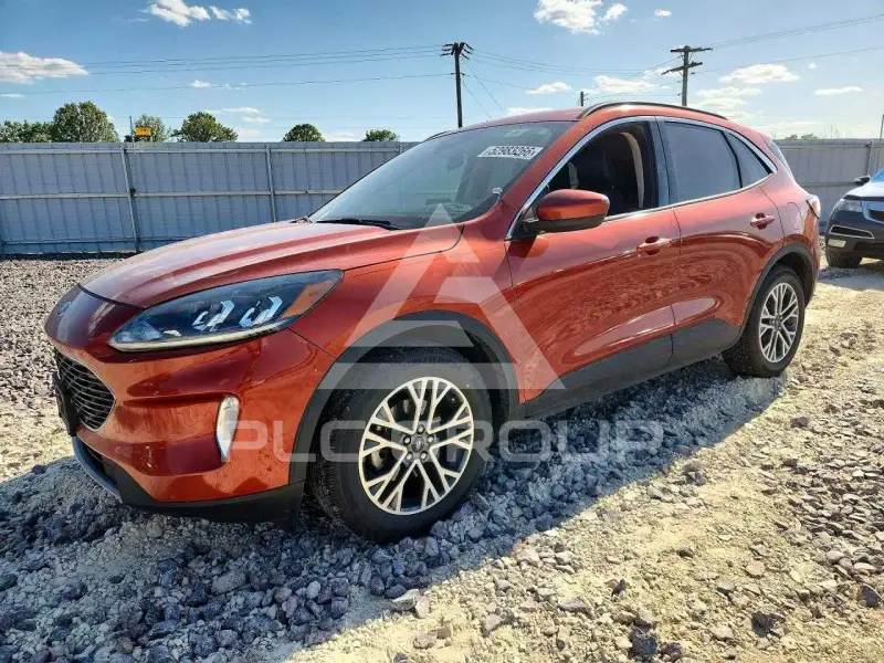 2020 Ford ESCAPE photo