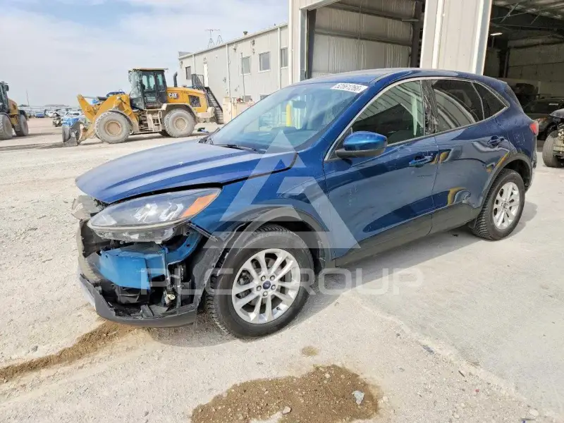2020 Ford ESCAPE photo