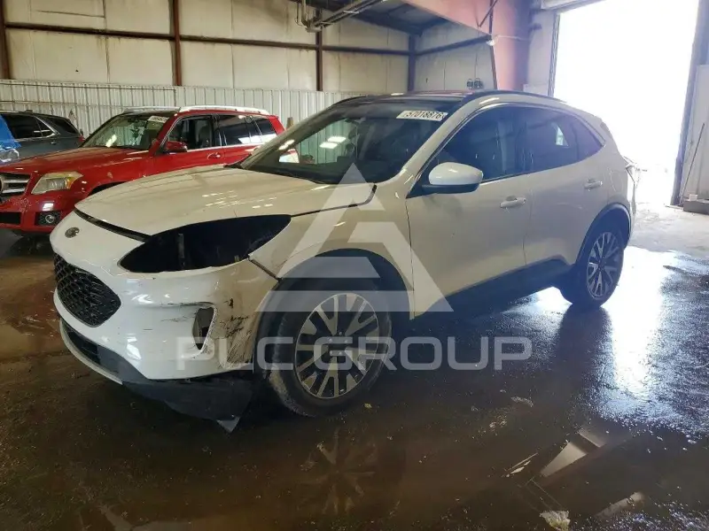 2020 Ford ESCAPE photo