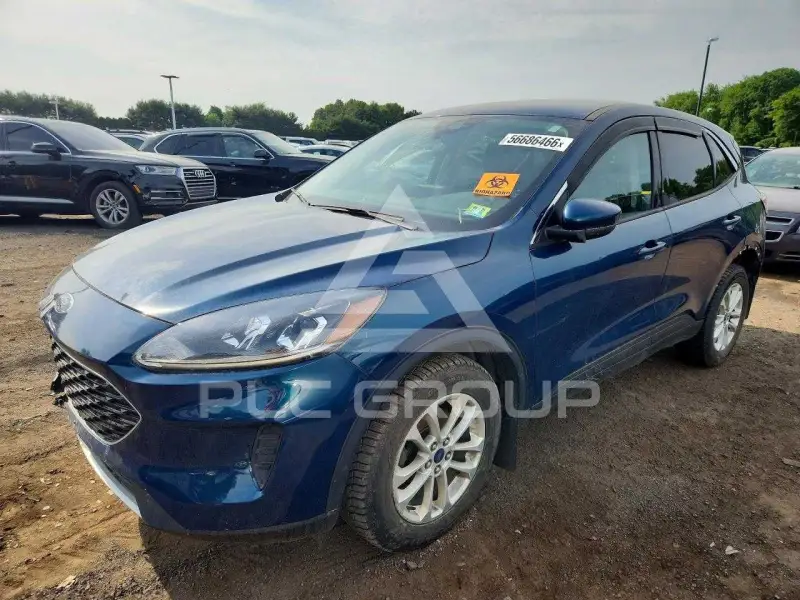2020 Ford ESCAPE photo