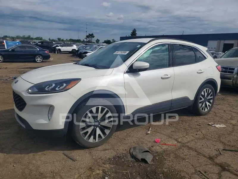 2020 Ford ESCAPE photo