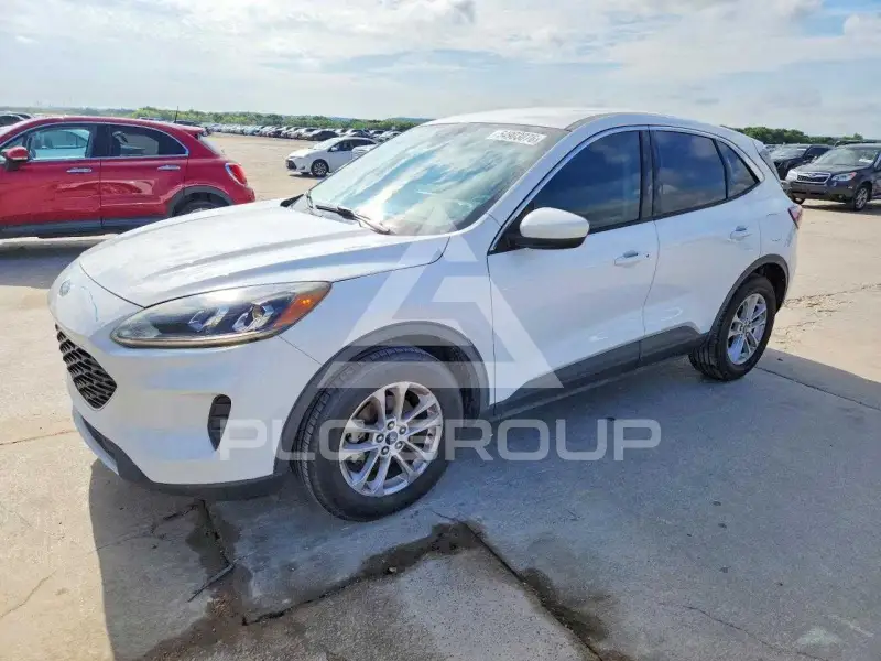 2020 Ford ESCAPE photo