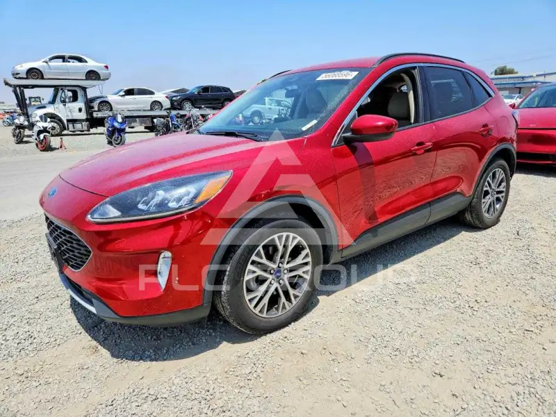 2020 Ford ESCAPE photo