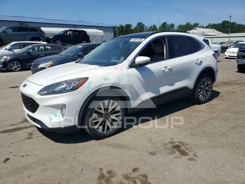 2020 Ford ESCAPE photo