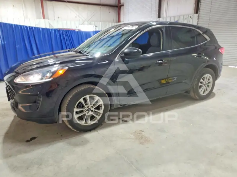 2020 Ford ESCAPE photo