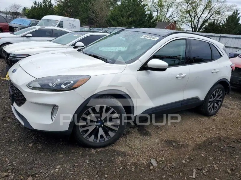 2020 Ford ESCAPE photo