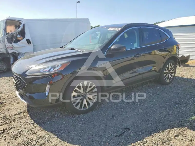 2020 Ford ESCAPE photo