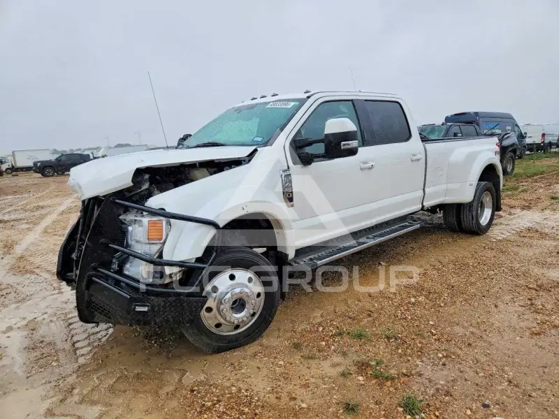 2020 Ford F-450 photo
