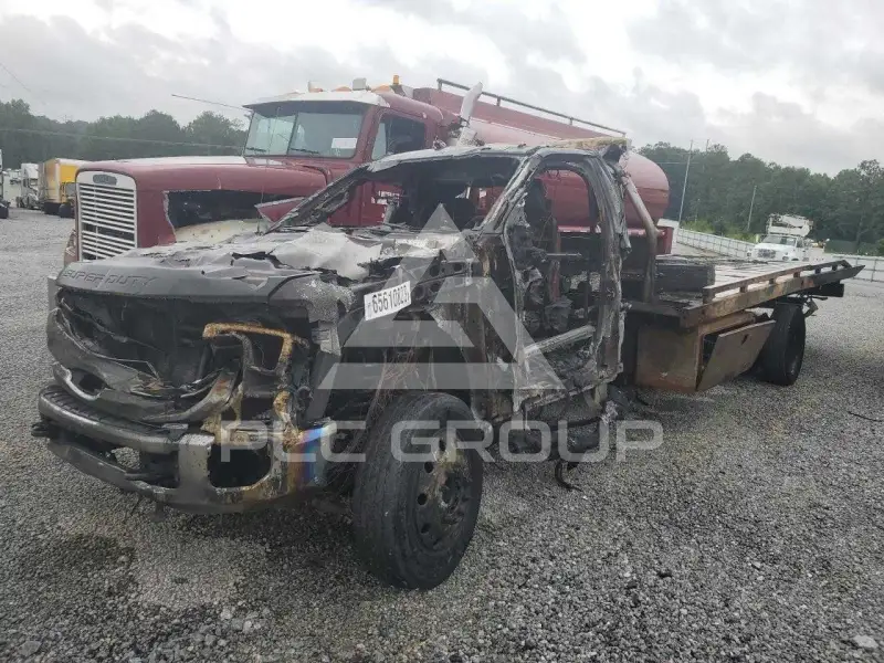 2020 Ford F-550 фото