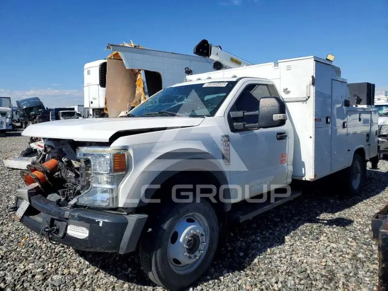 2020 Ford F-550 фото