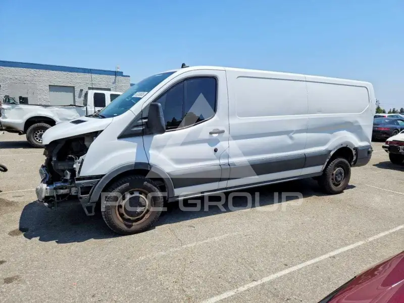 2020 Ford TRANSIT photo