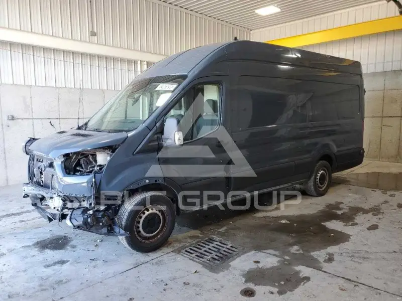 2020 Ford TRANSIT photo