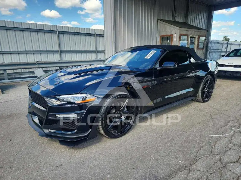 2020 Ford MUSTANG photo