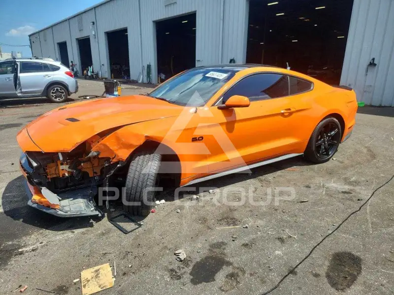 2020 Ford MUSTANG photo
