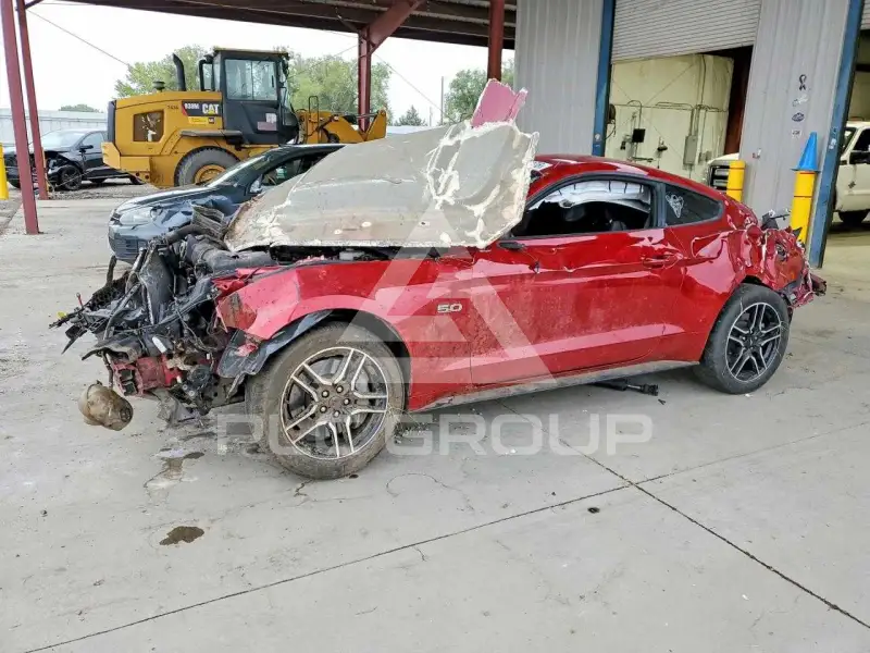 2020 Ford MUSTANG фото