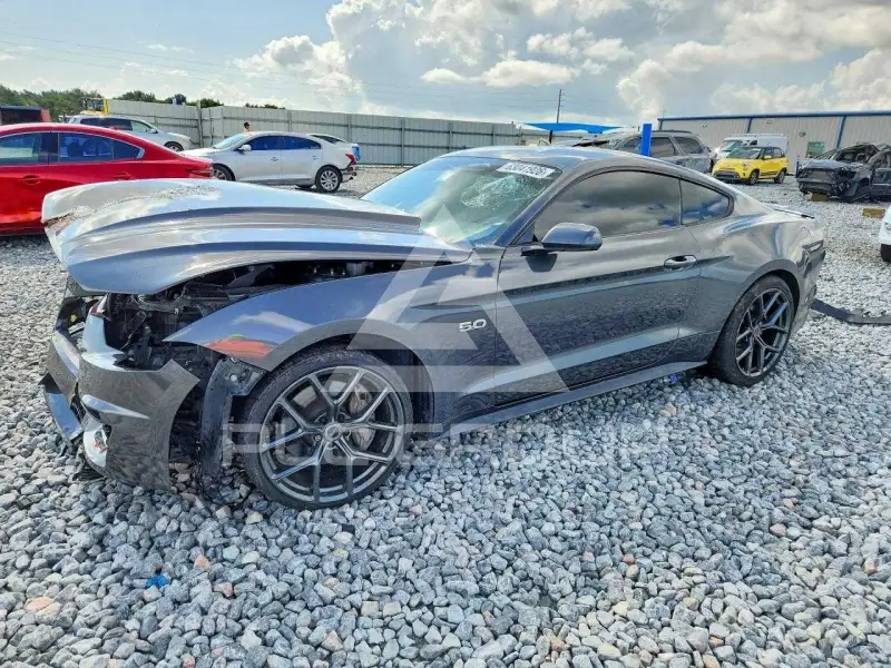 2020 Ford MUSTANG фото