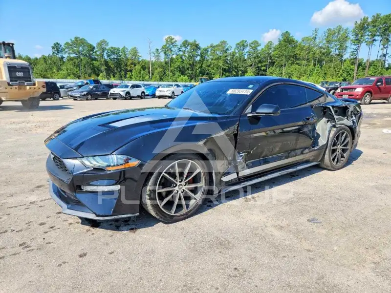 2020 Ford MUSTANG photo