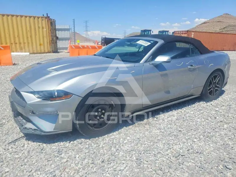 2020 Ford MUSTANG photo