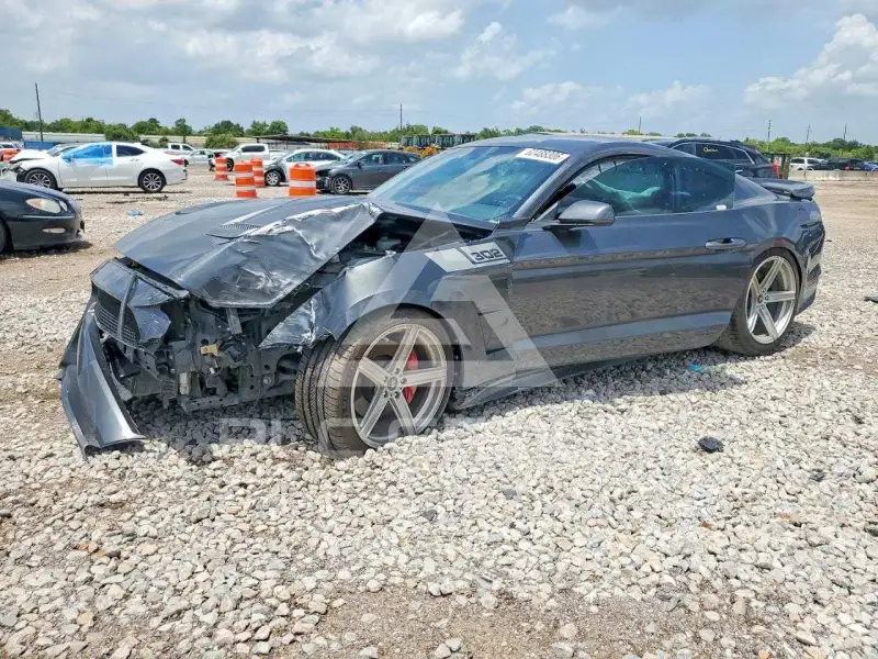 2020 Ford MUSTANG фото