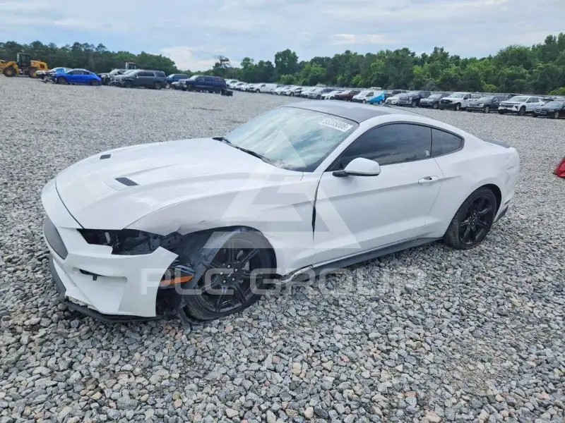 2020 Ford MUSTANG фото