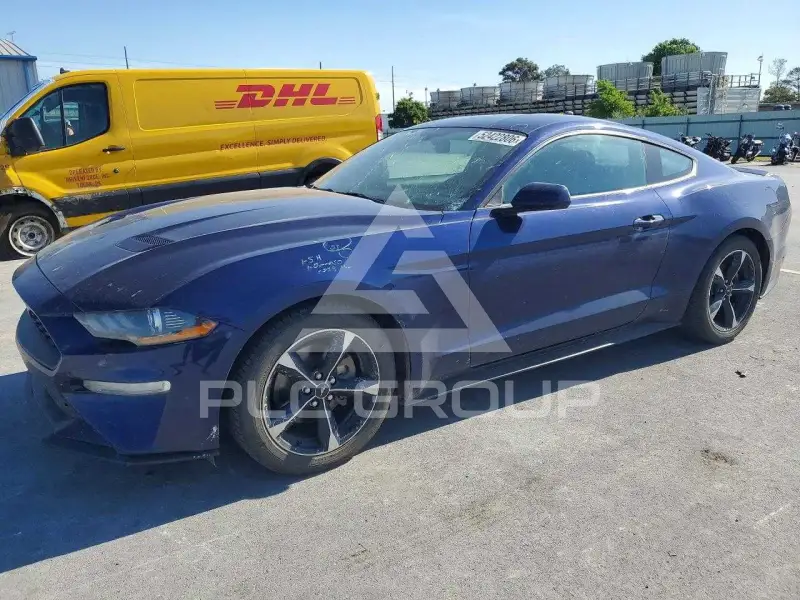 2020 Ford MUSTANG photo