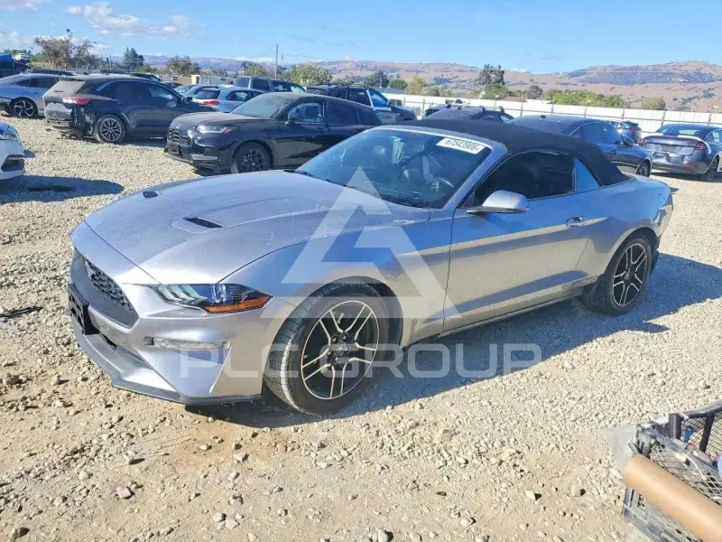 2020 Ford MUSTANG фото