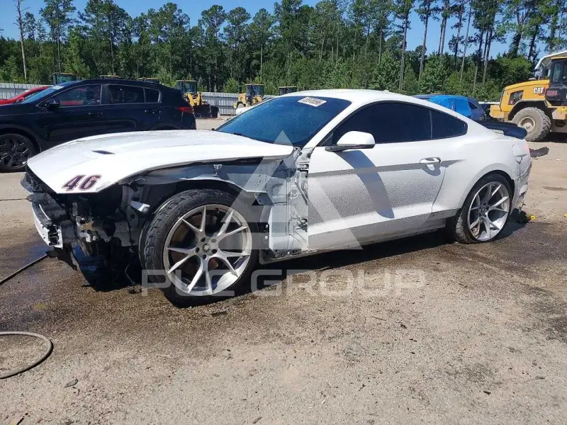2020 Ford MUSTANG фото