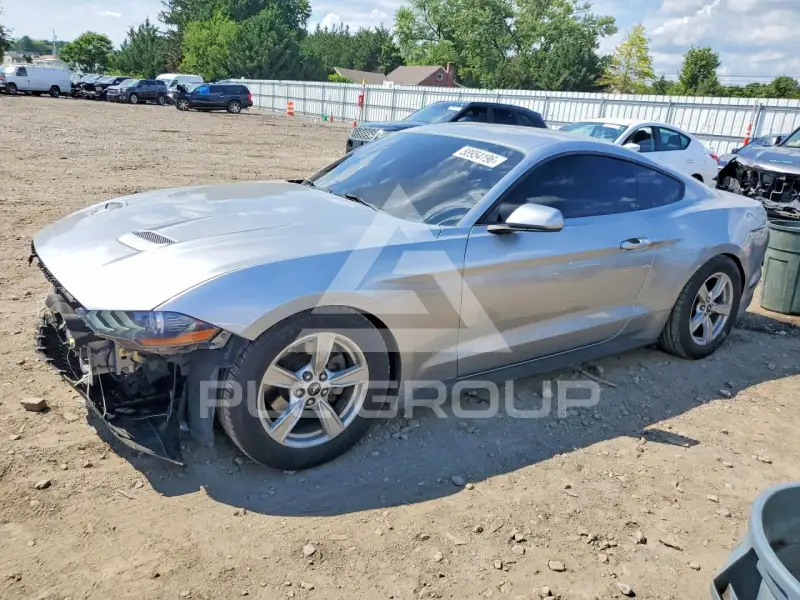 2020 Ford MUSTANG photo
