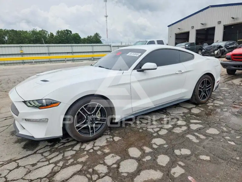 2020 Ford MUSTANG фото
