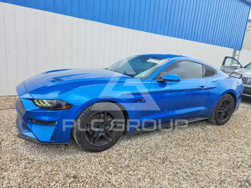 2020 Ford MUSTANG photo