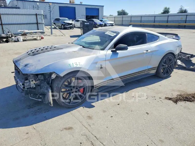 2020 Ford MUSTANG фото