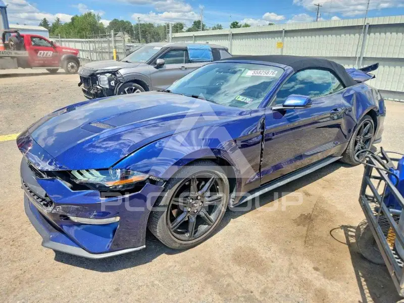 2020 Ford MUSTANG photo